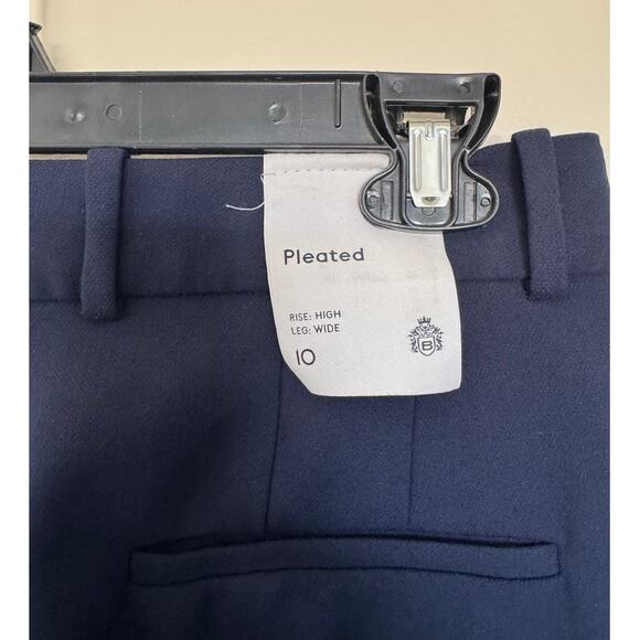 NWT Babaton Pleated Pant in Navy Size 10 - Picture 6 of 9